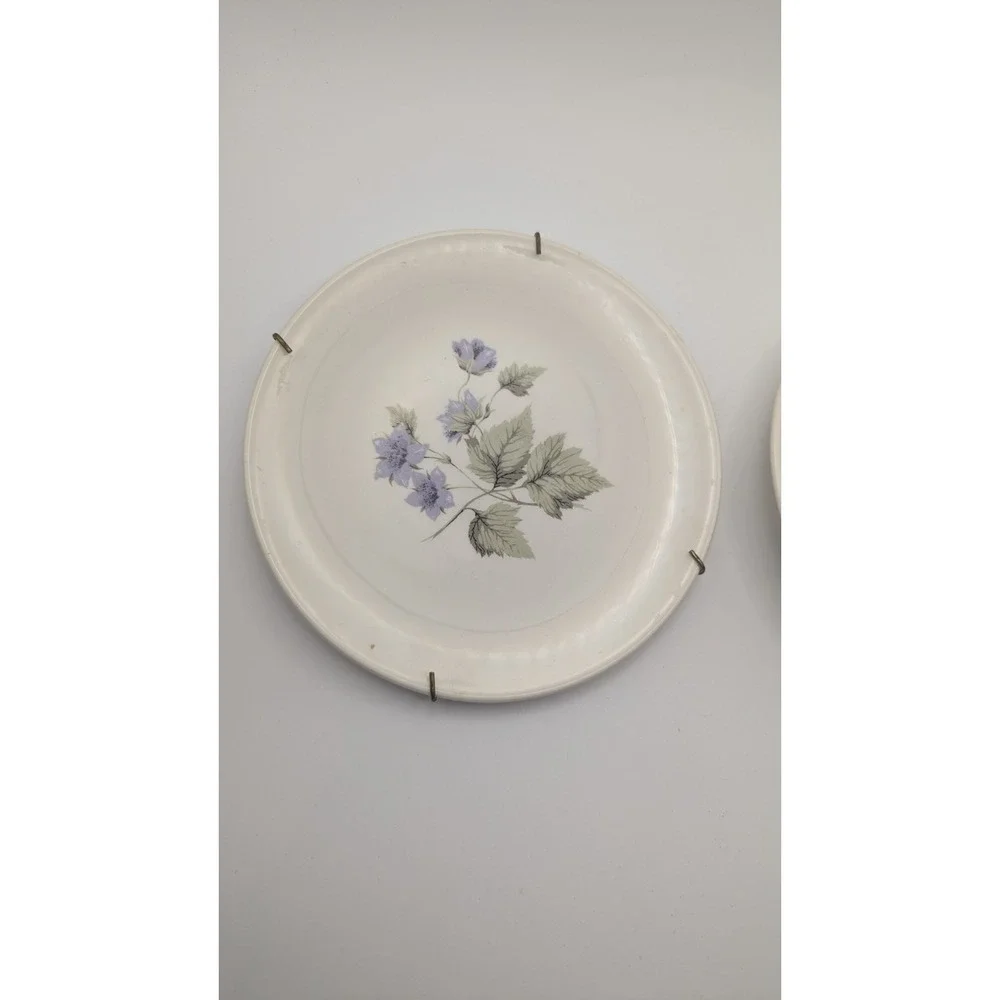 Edwin Knowles Milano‎ Vintage Purple Floral Plates Set of 2 with Hangers 6.25in